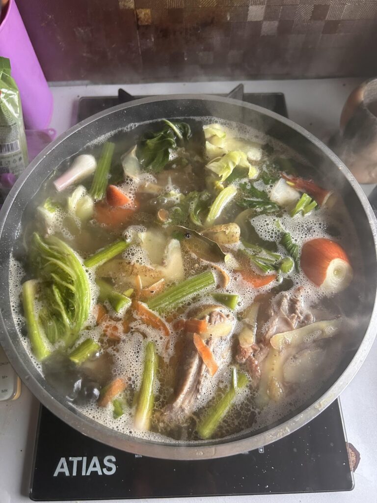Caught myself missing my grandma yesterday and treated myself and my roommate to some russian pickle juice soup. The broth looked terrible, the soup looked even worse. Tasted like heaven tho