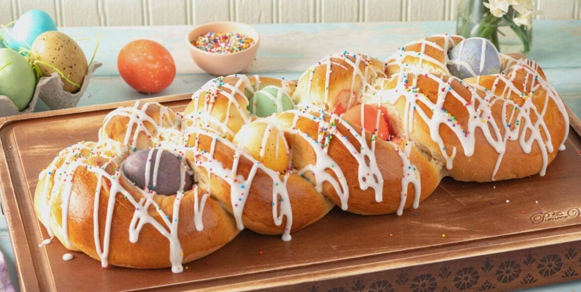 25 Traditional Easter Foods for Dinner Around the World