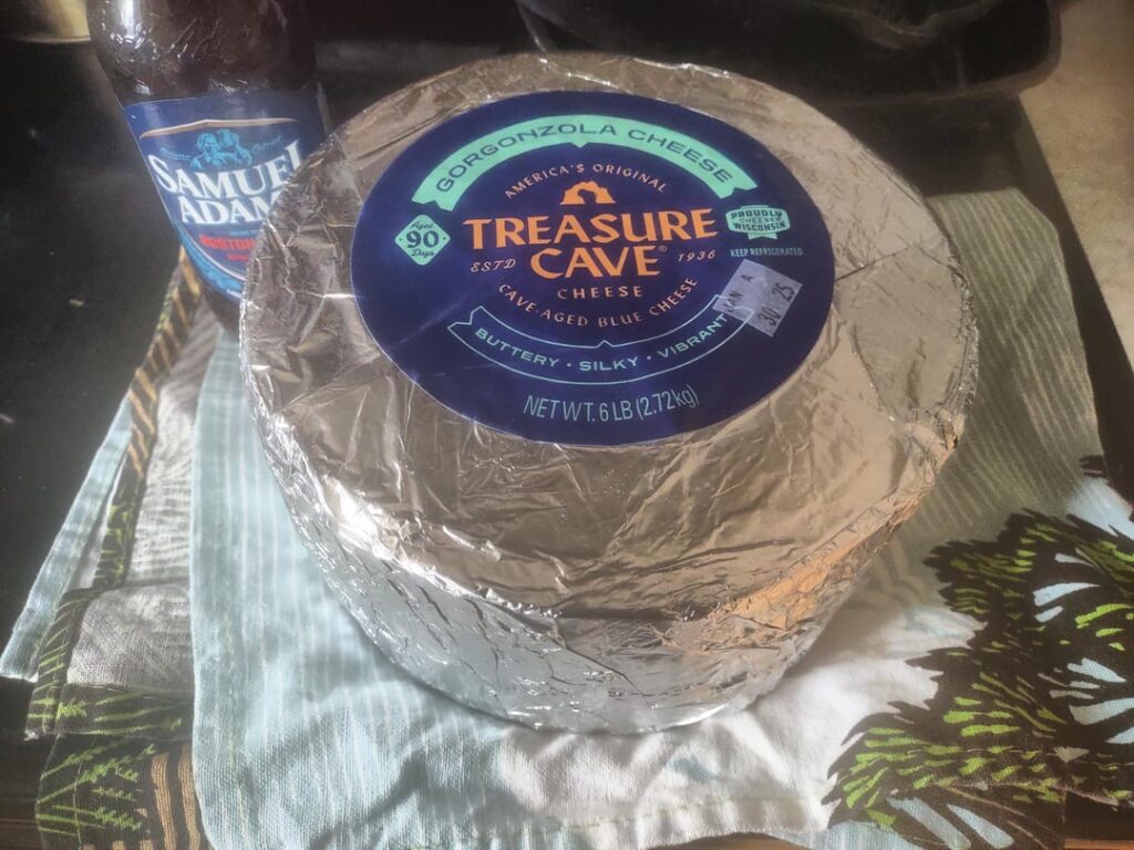 Treasure Cave Gorgonzola
