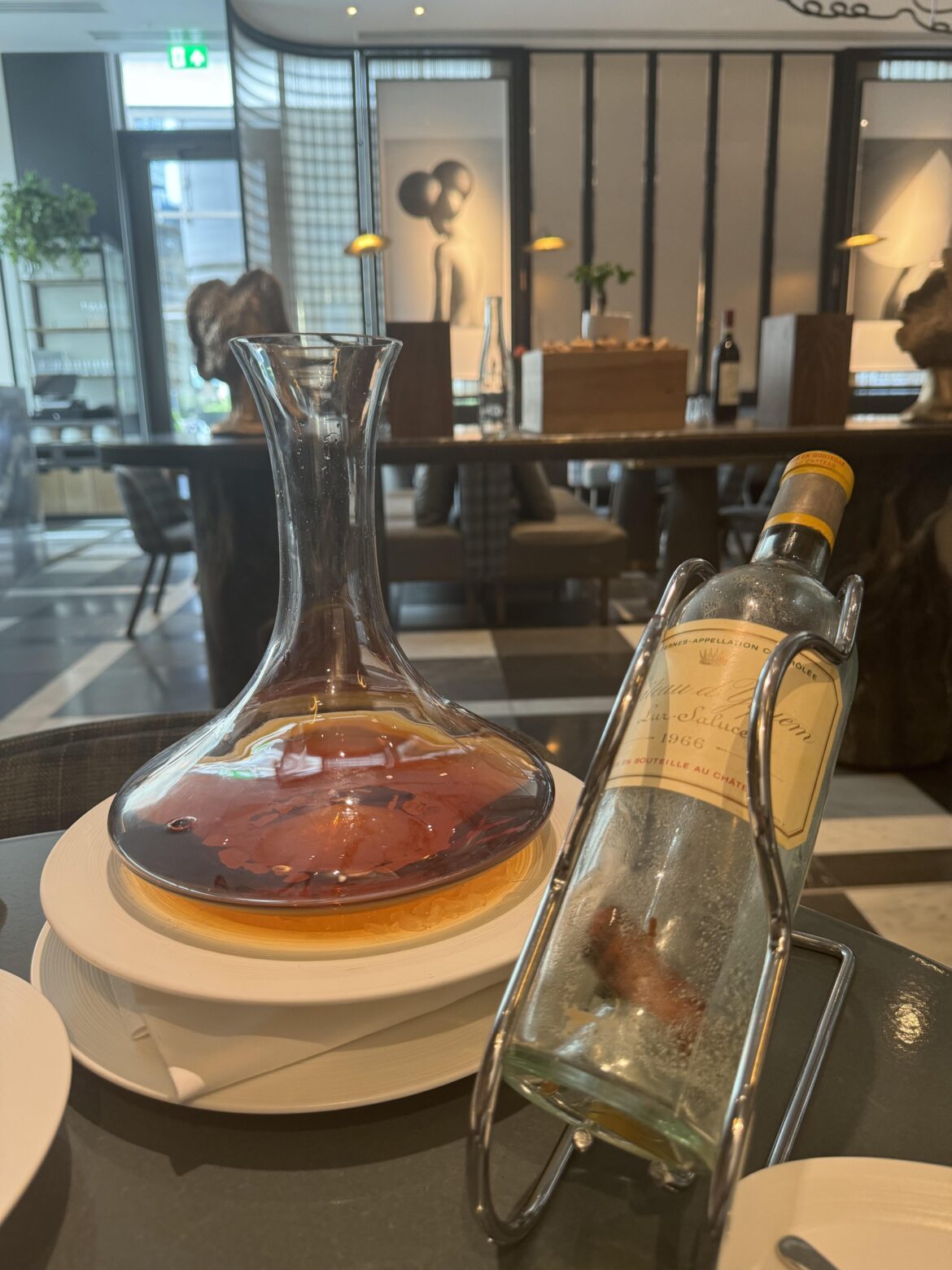 1966 D’yquem for lunch with my brother 🤤