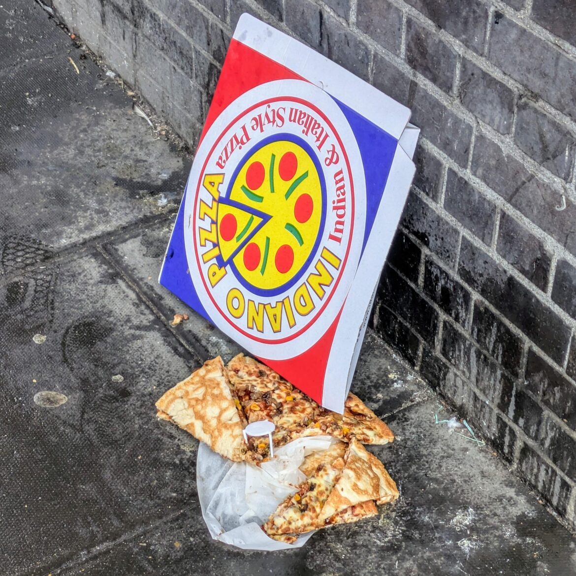 The worst crime of all, the dropped pizza