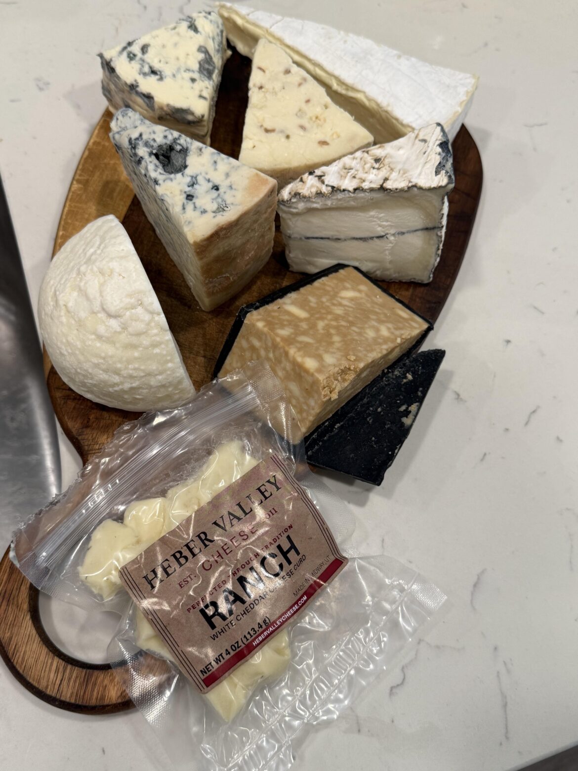 Good charcuterie board recommendations? (Ft my spread)