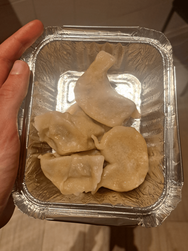 Calories in these 4 steamed dumplings with minced pork inside?