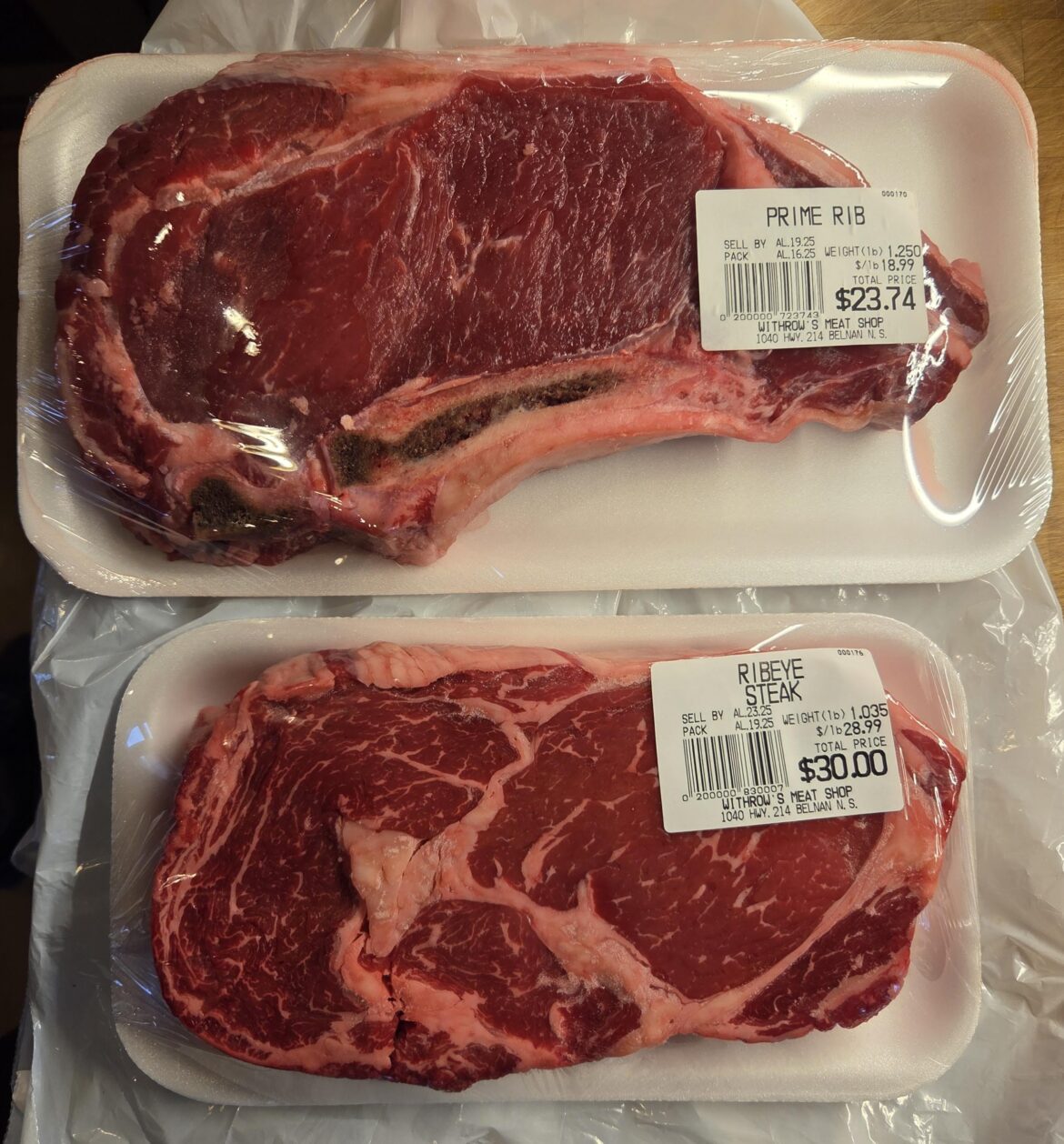 What's the difference between a prime rib steak and ribeye?