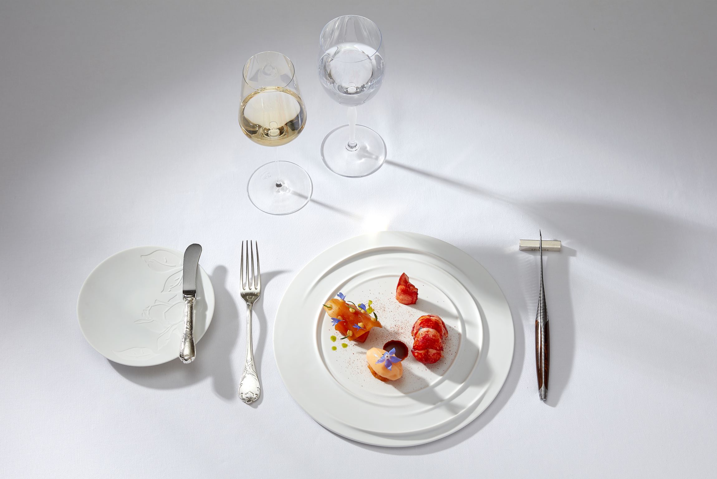 Faye's 'homard bleu de la Côte d’Opale' channels the essence of lobster. (©Thomas Dhellemme / Épicure)