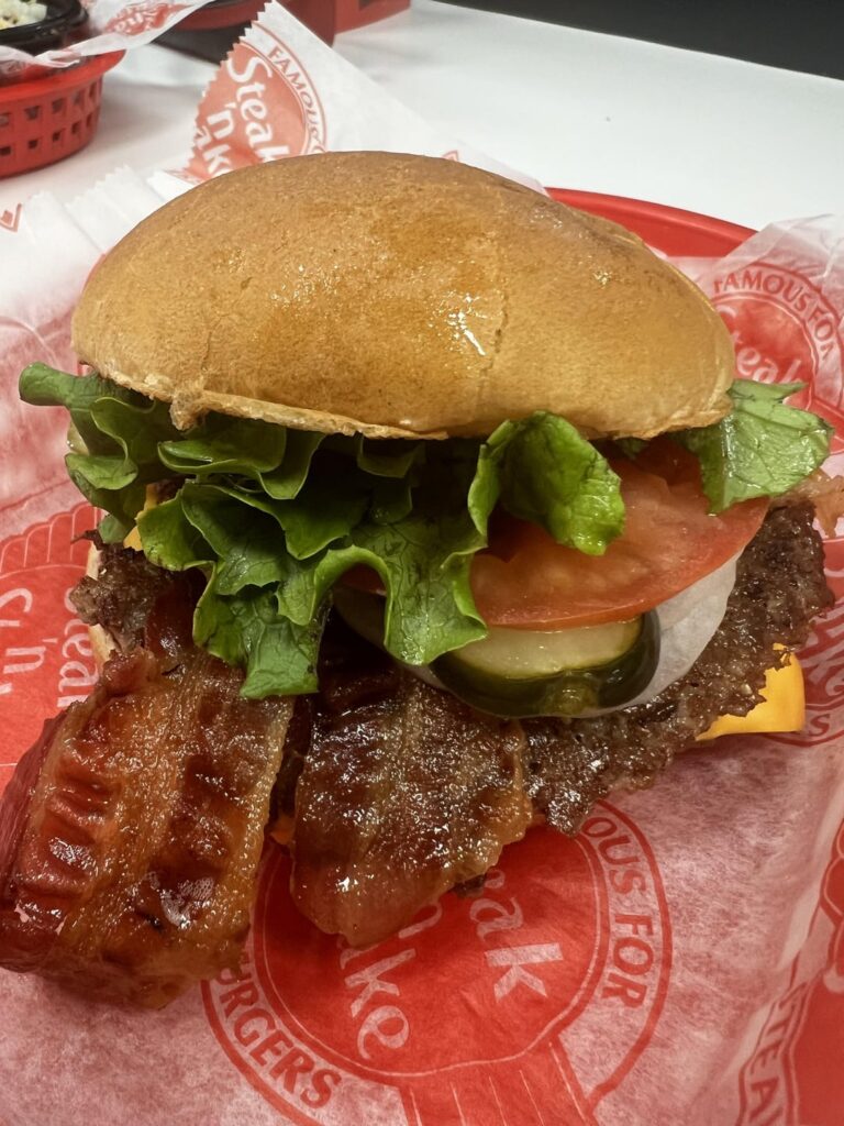 Someone explain to me why Steak n Shake gets no love in this sub…