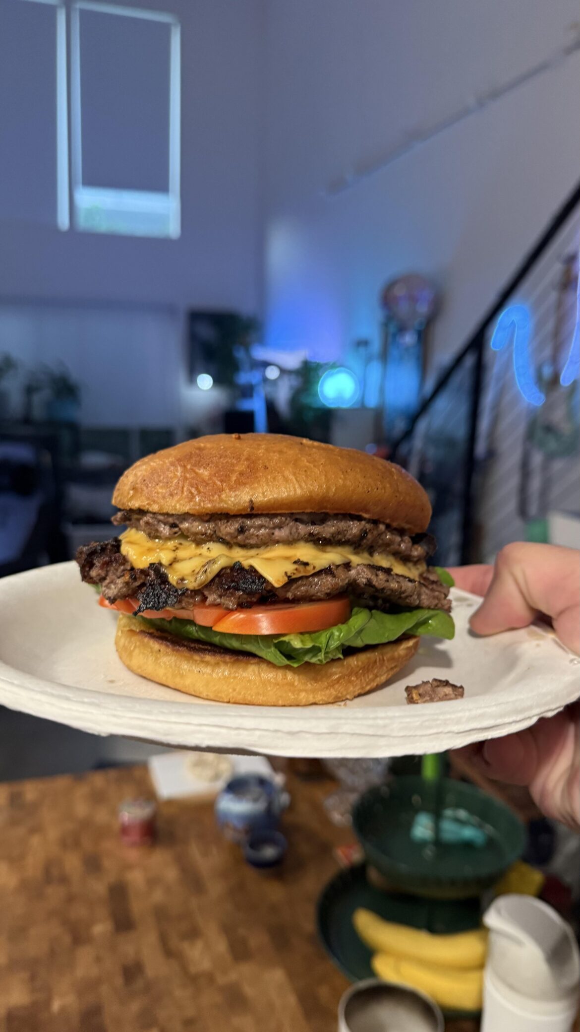 First time making smashburgers. Usually don’t do veggies on burgers but whatever I was craving them today.