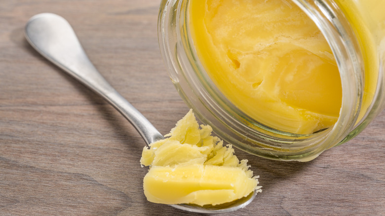 jar ghee spoon 