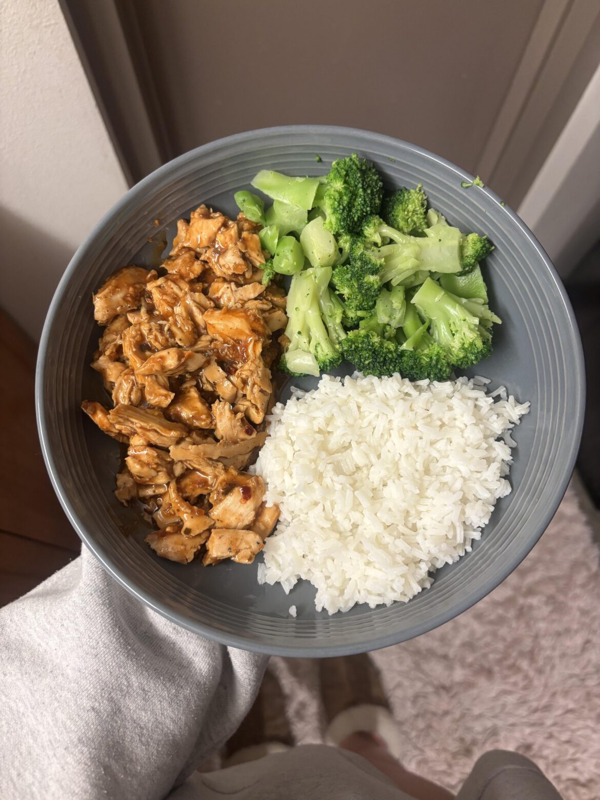 375 calories//35g protein