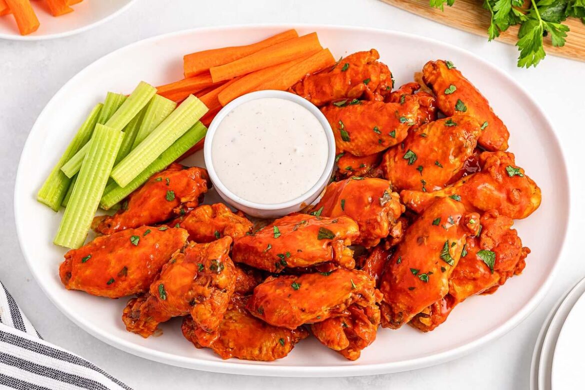 Slow Cooker Buffalo Wings