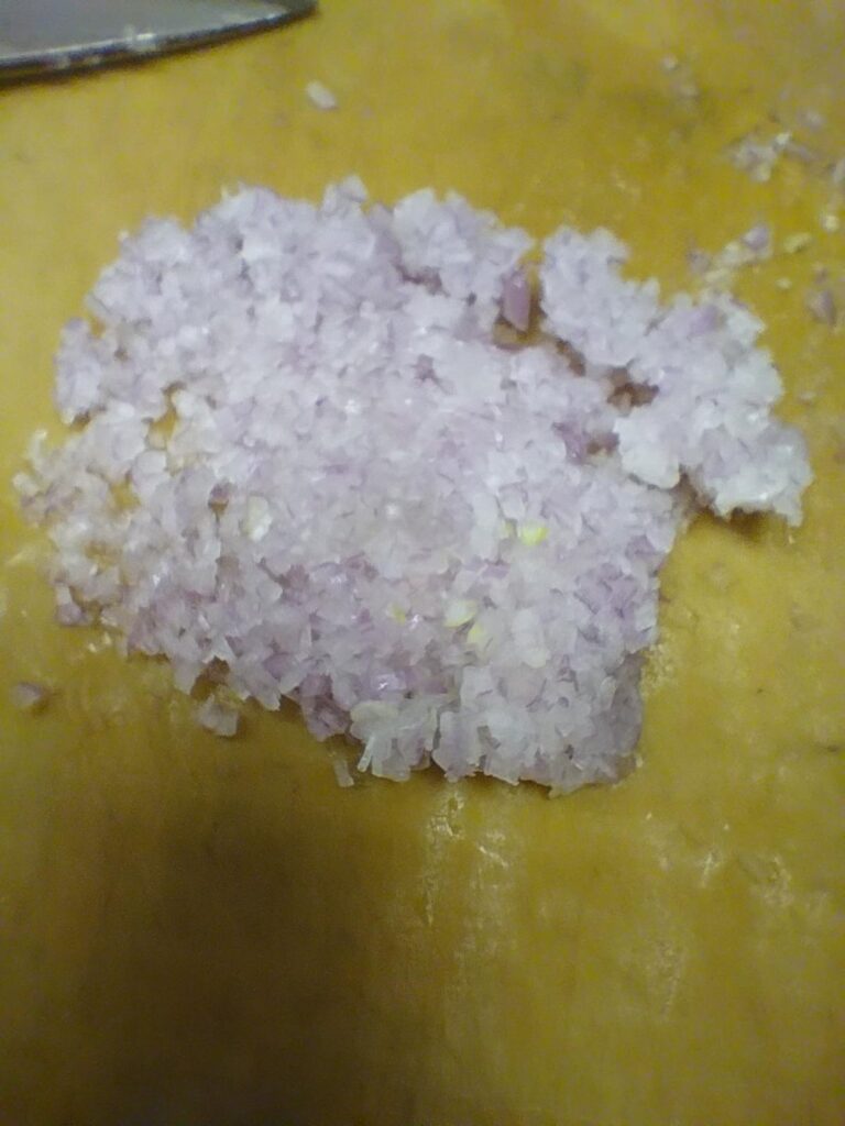 Chive posting is played out, what about shallot posting?