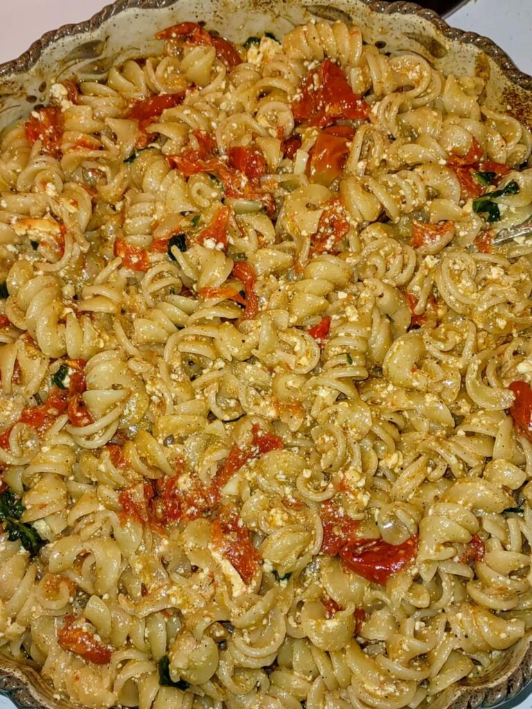Tomato & Basil & Garlic Feta Pasta