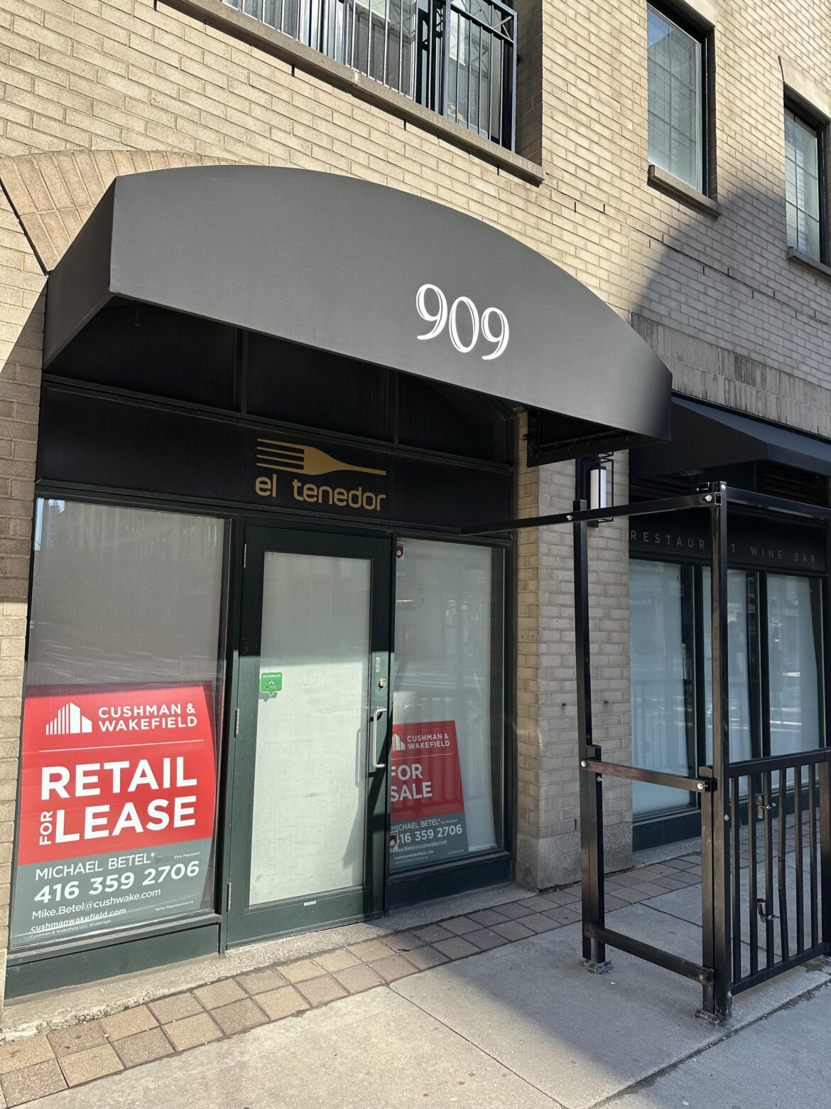 El Tenedor (fine dining spot near Yonge & Davenport that never opened their blinds) appears to be permanently closed. Did anyone ever end up going?