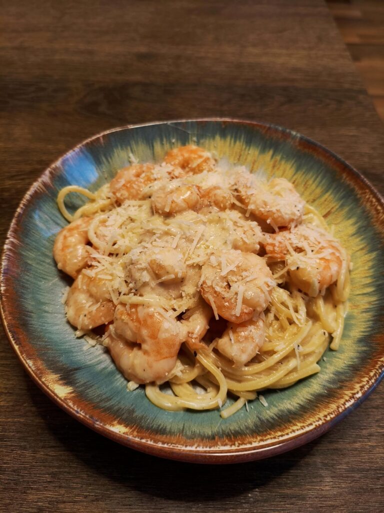 Creamy lemon garlic shrimp pasta
