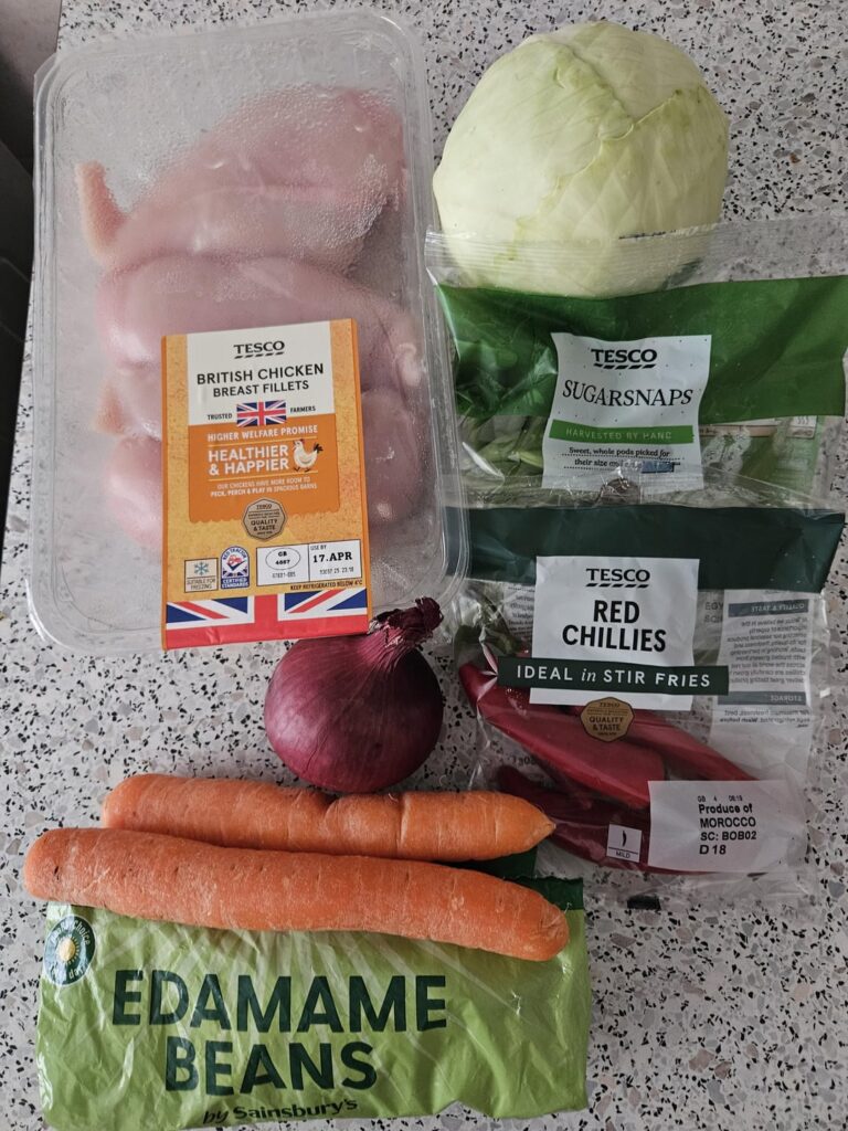 Asian inspired chicken salad for the week ahead.