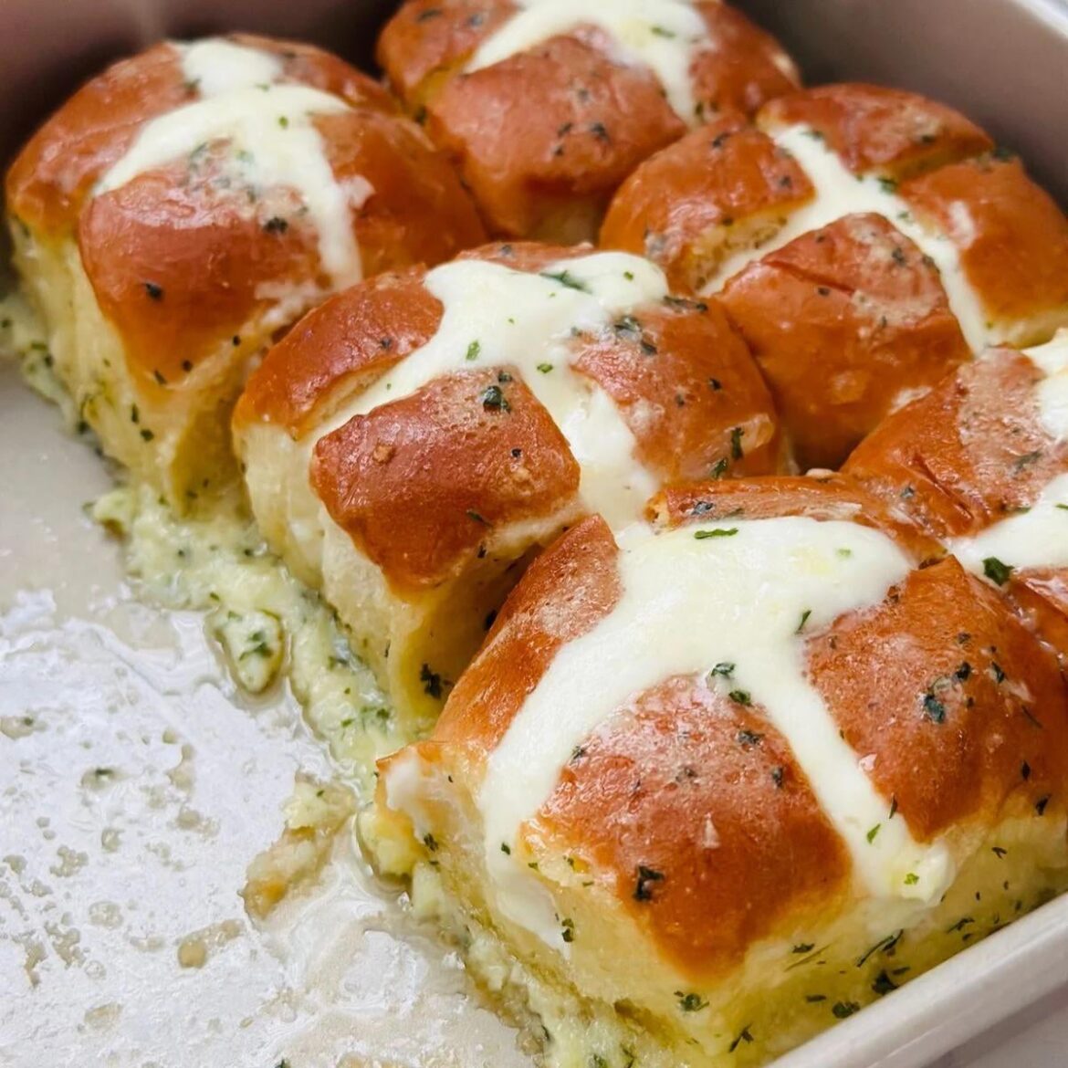 Korean Garlic Cream Cheese gread