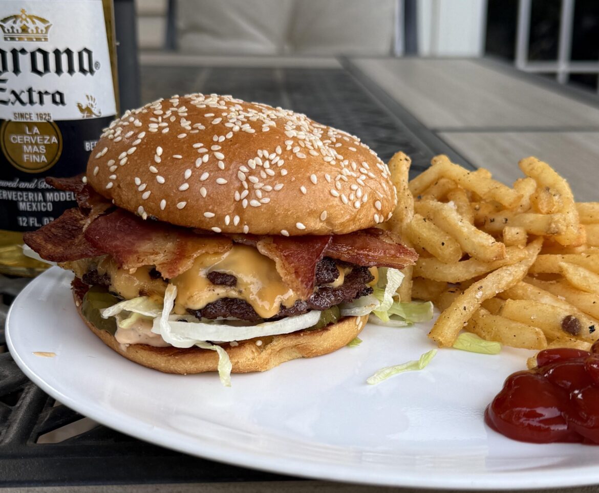 Bacon cheese smash burger I made yesterday