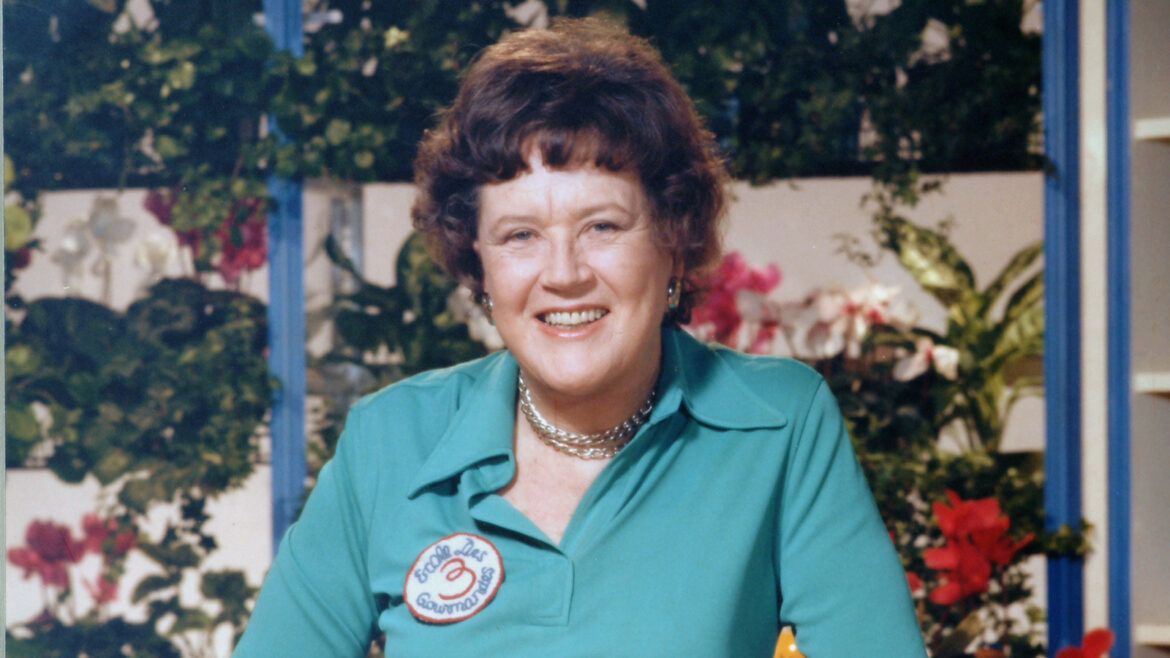 The Worst Way To Make Whipped Cream, According To Julia Child