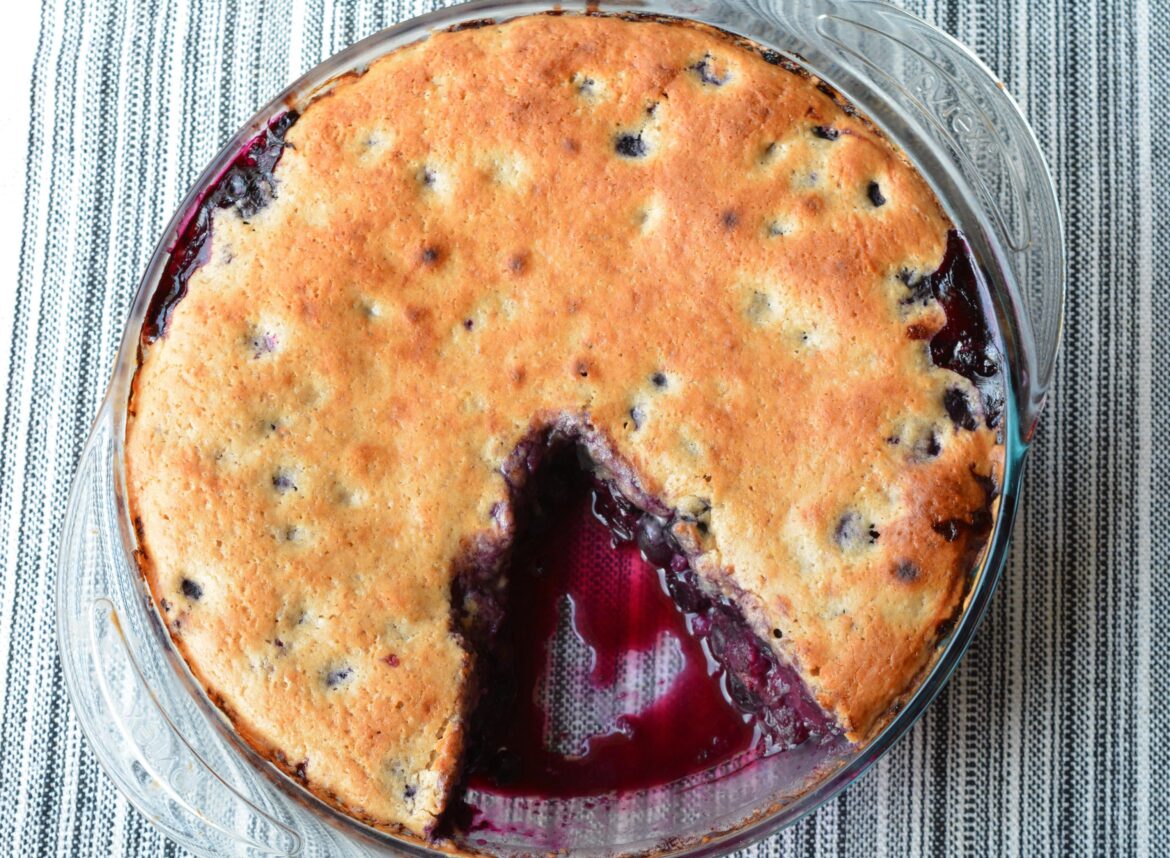 1/6 of blueberry cobbler = 119 Calories.