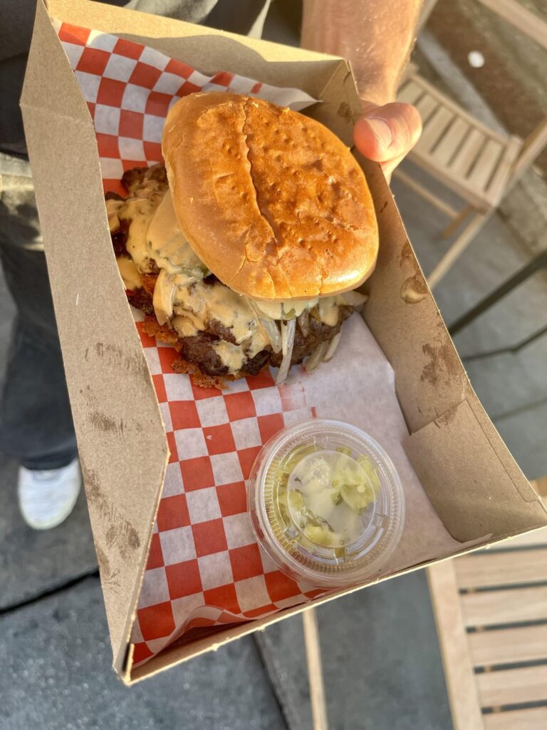Smashtown Burgers Stand - Highland Park