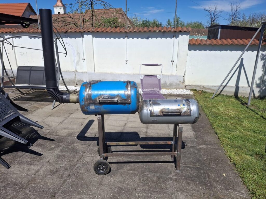 Built my own custom smoker & grill setup