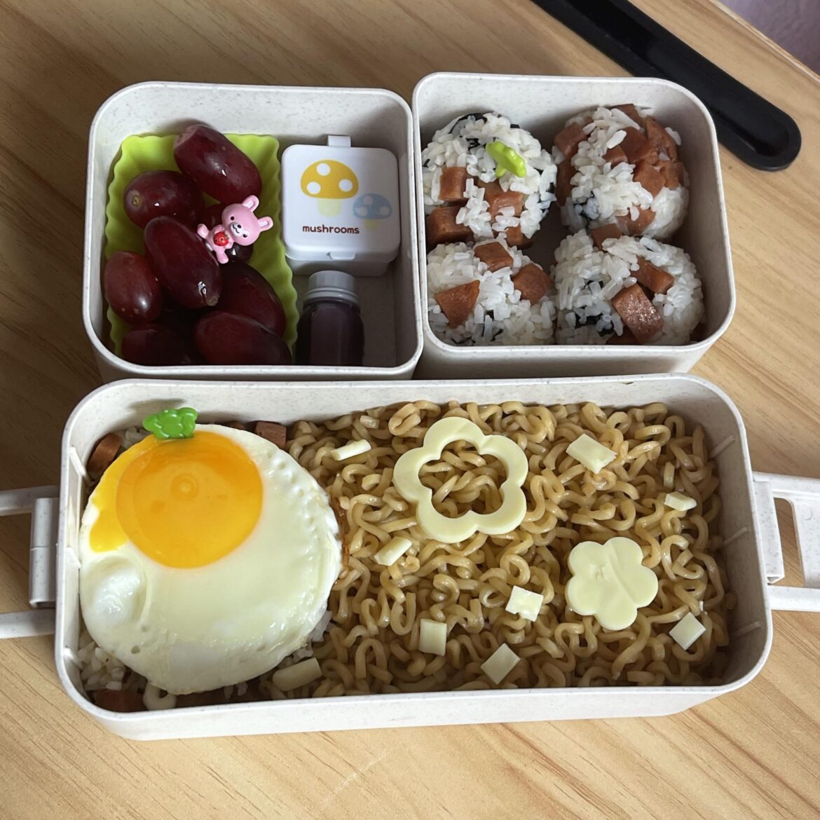 today’s bento ( ๑ ˃̵ᴗ˂̵)و ♡