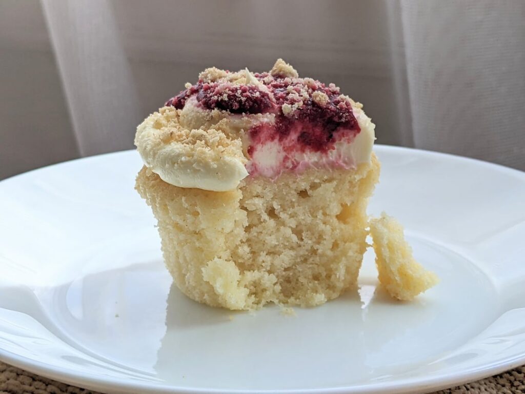 Berry crumble cupcakes. Divine.