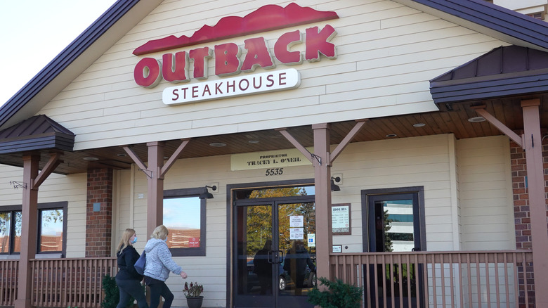 Exterior of an Outback Steakhouse