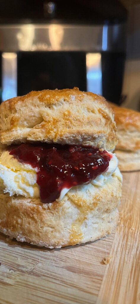 Made some buttermilk scones, topped with clotted cream & summer fruit jam 🍓