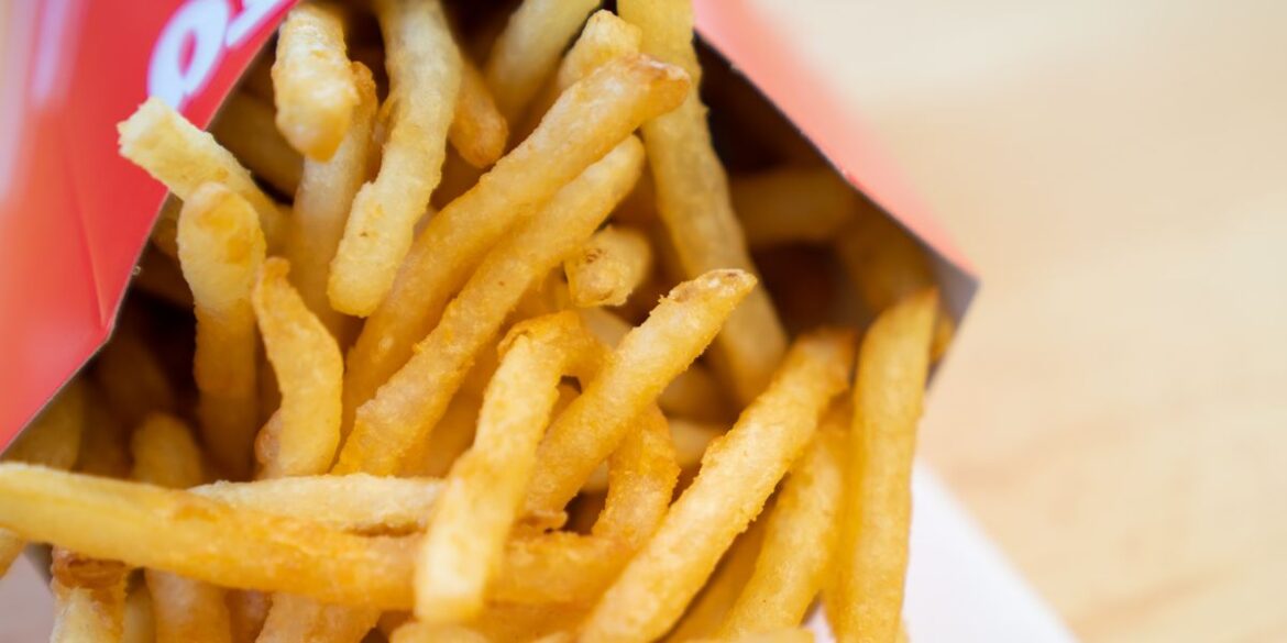 Which Fast-Food Chain Has The Best Fries? Here’s What Fans Say Which Fast-Food Chain Has The Best Fries? Here's What Fans Say