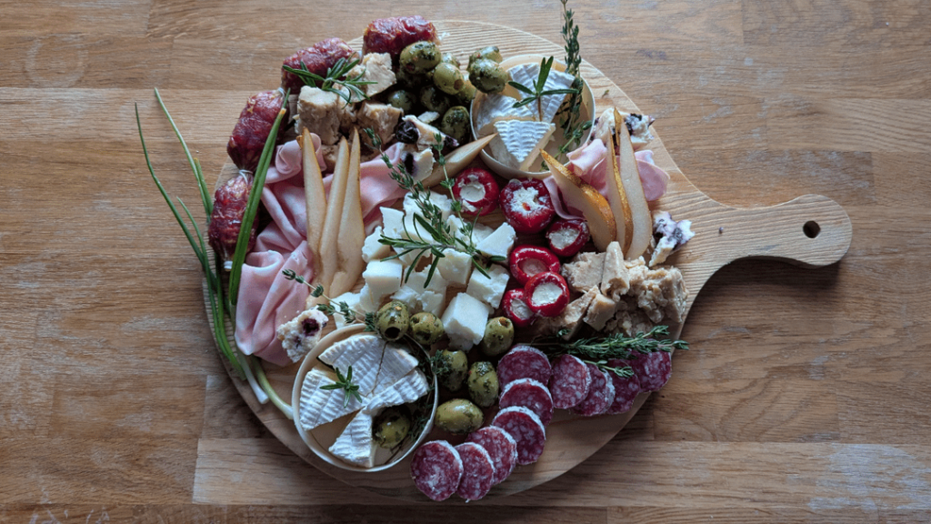 hosted a medieval theme birthday party for my bf. can't skip out on a (slightly) themed charcuterie board