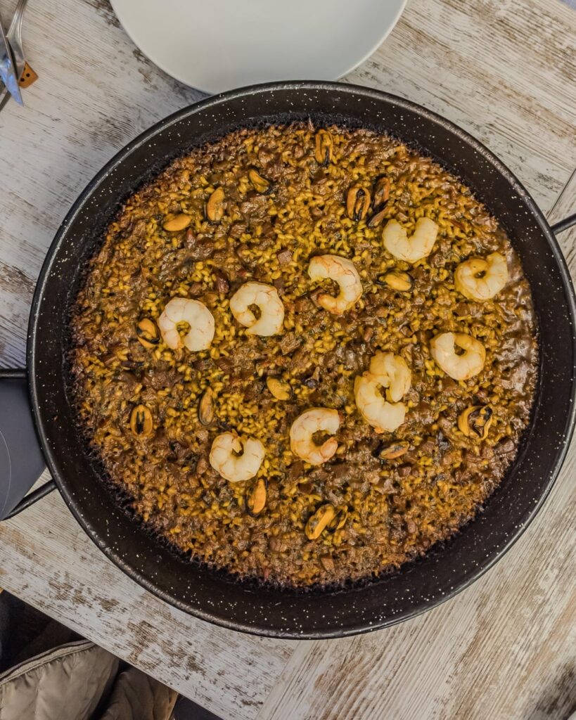 Before and after of the paella we had in Barcelona :-D