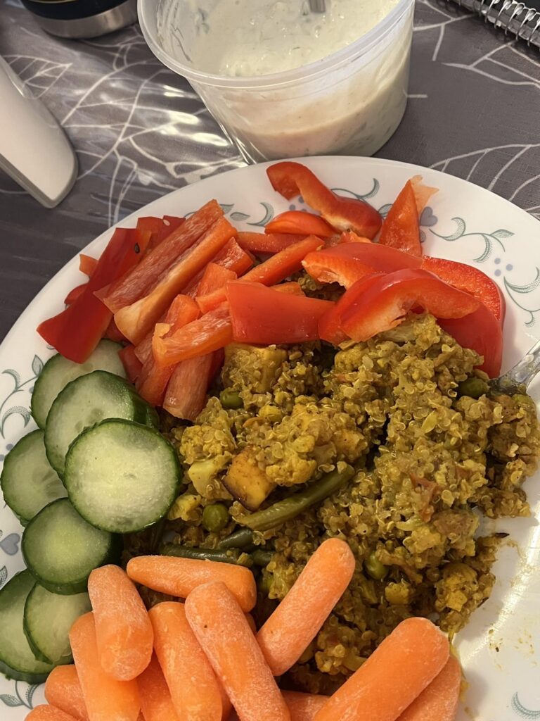 Lunch is served for 34.9g of protein and 420 calories!