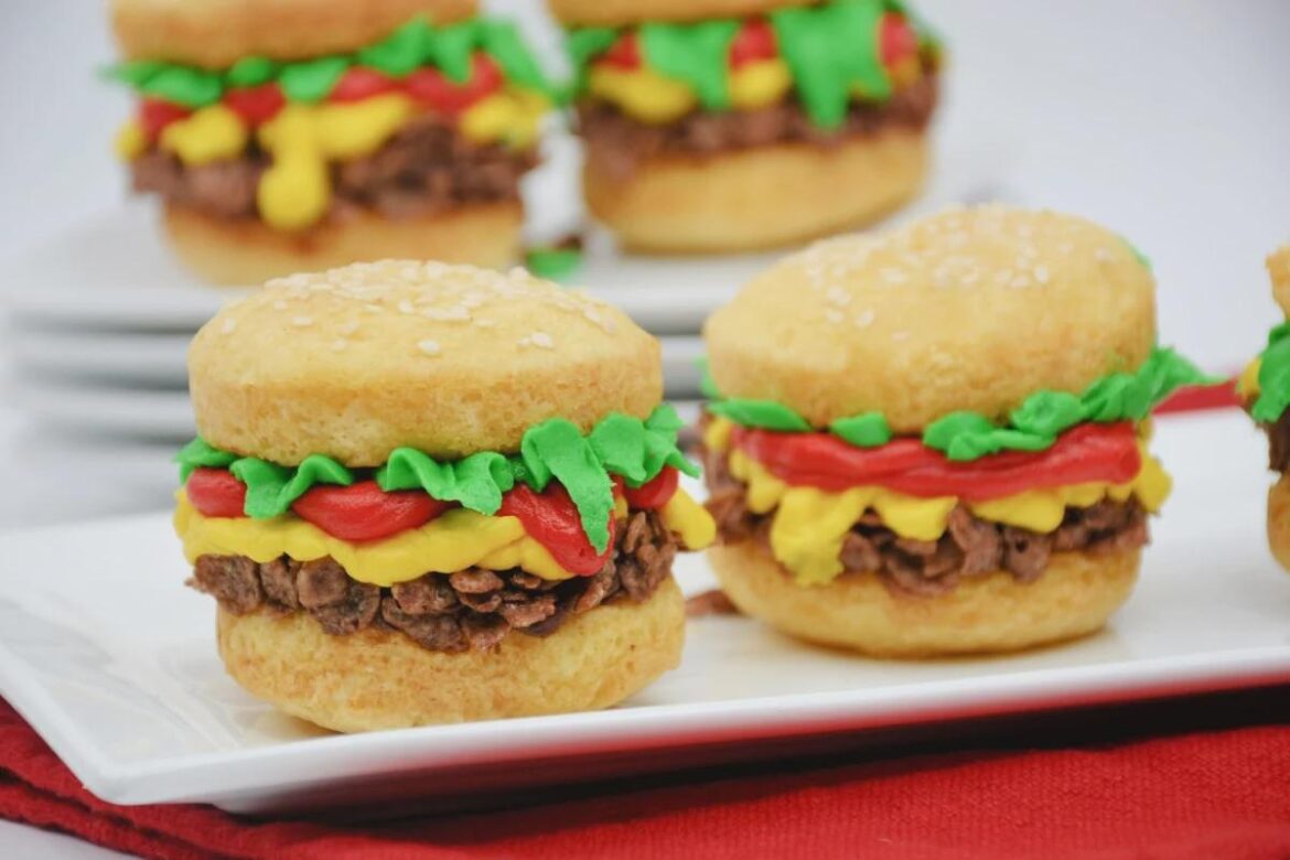 Dessert Burger Whoopie Pies
