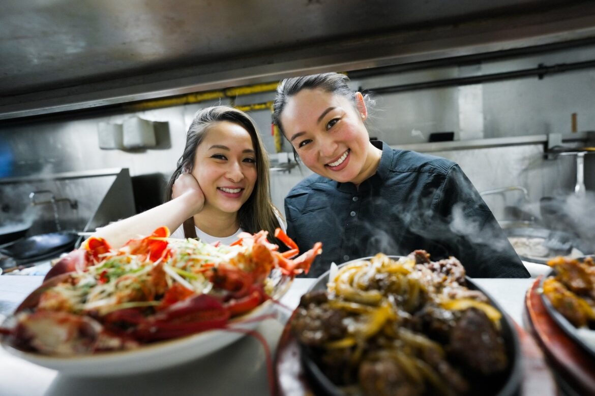 Has anyone tried Yueh Tung's Hakka food in downtown?