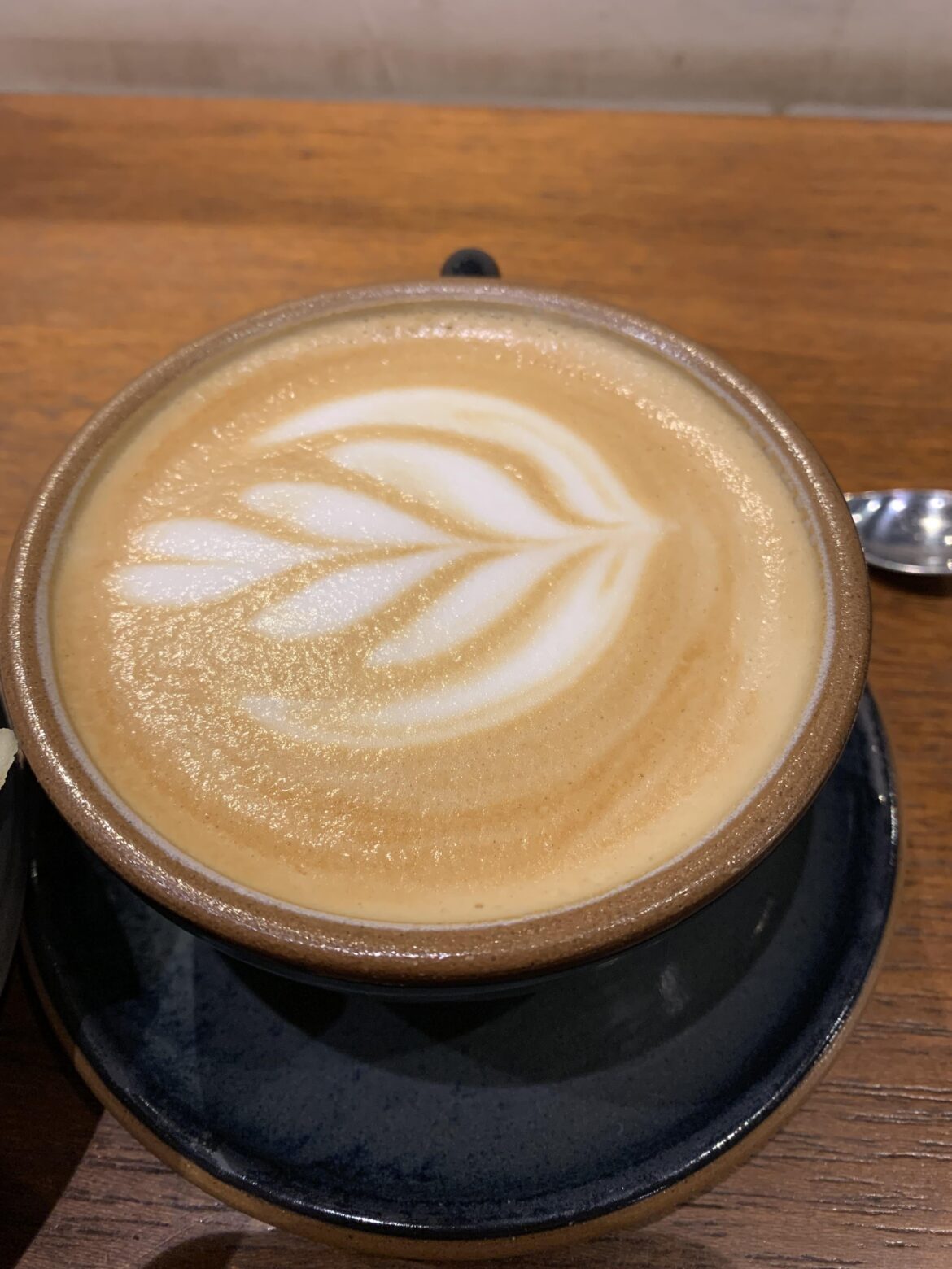 Café latte, tulip art.