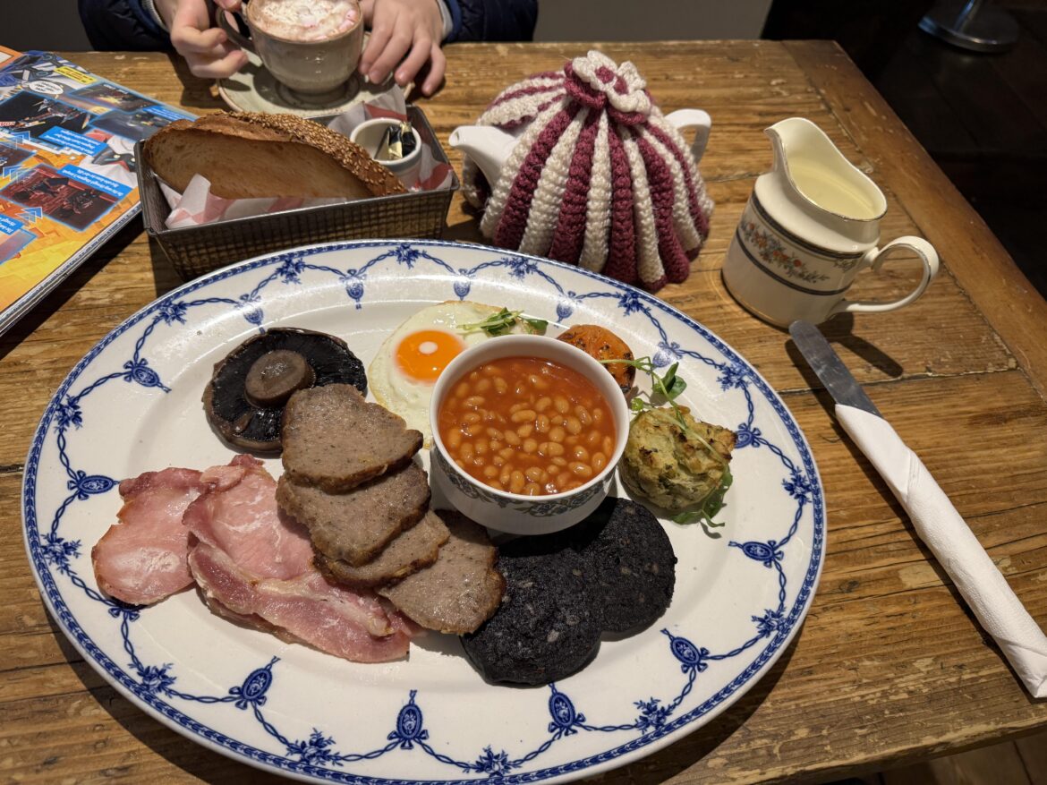 Belly and Pegs Reigate