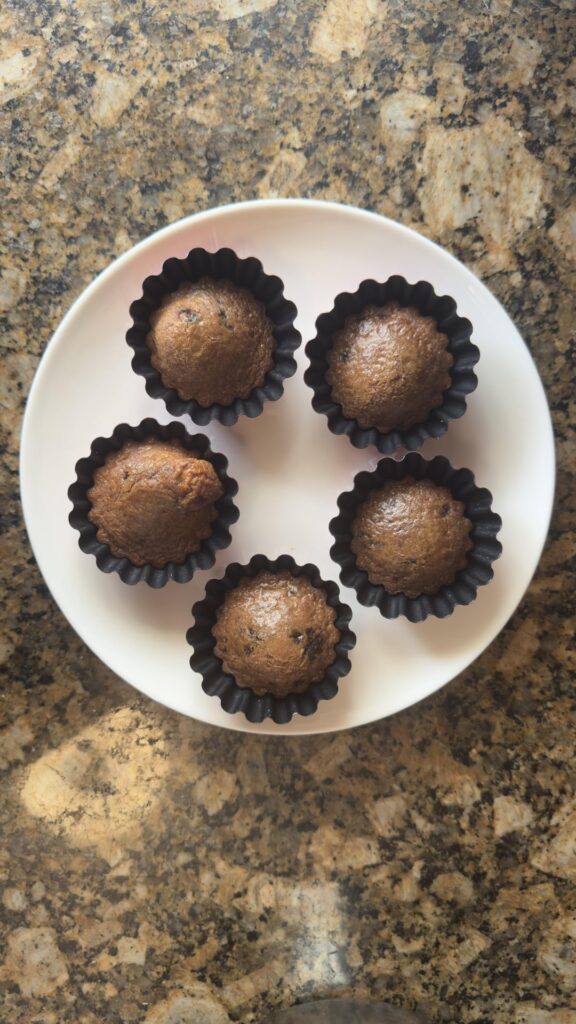 My favorite keto cupcakes (lemon raspberry)