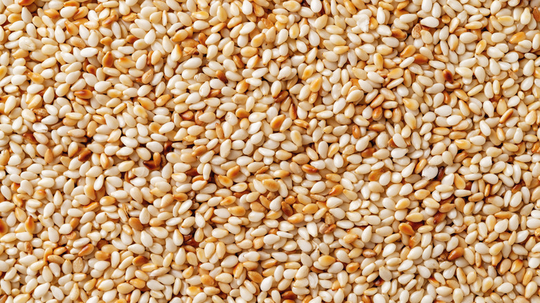 white toasted sesame seeds