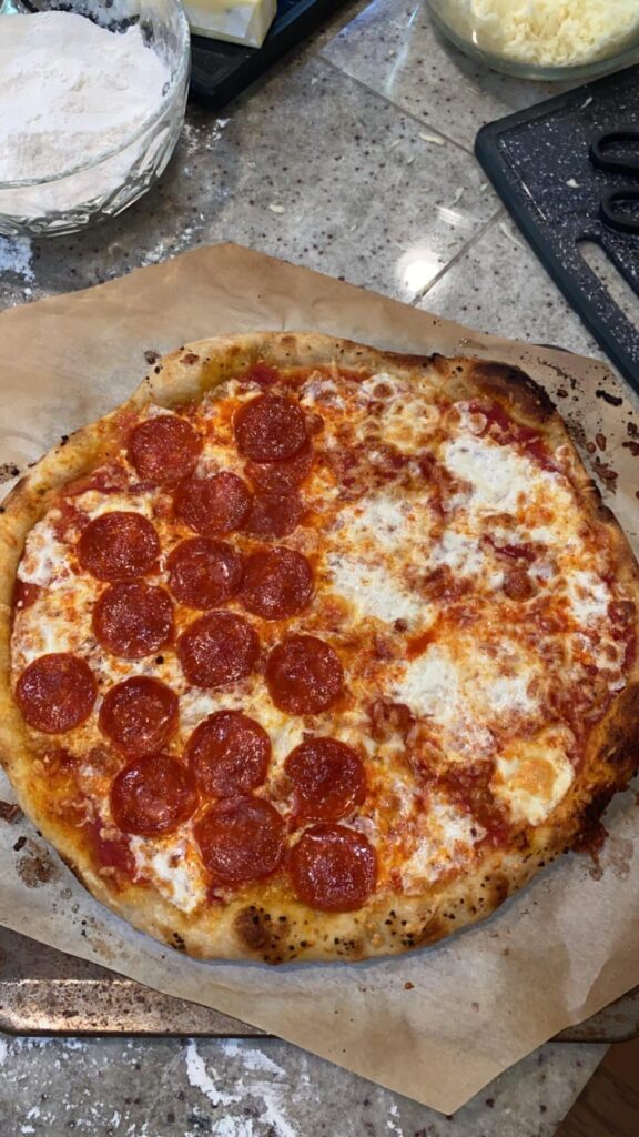 First pizza in a while: half cheese half pep👌👌