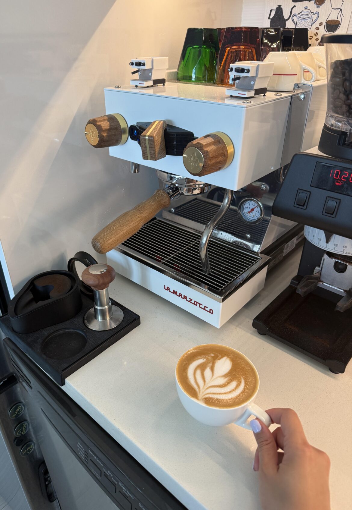 Added wood accents to my Micra but I hate it so I’m gonna change it back to the original 🙁 the stock black and white stormtrooper vibes was better 🖤