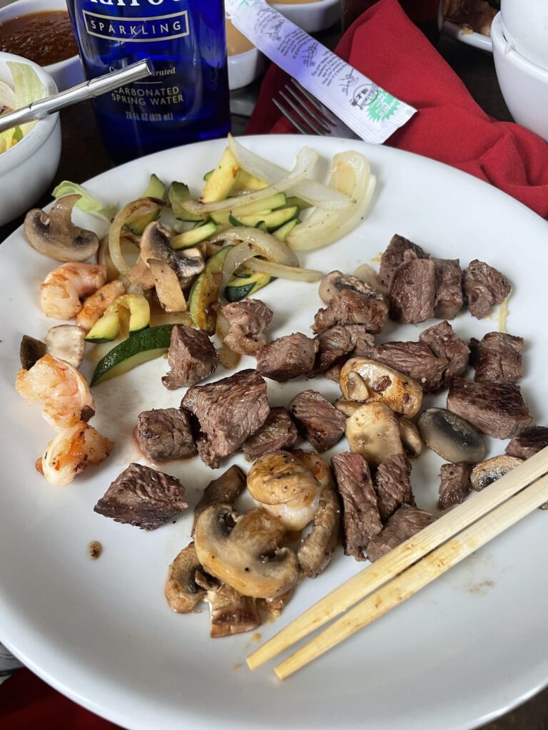 How many cals did I eat at hibachi? i logged it as 700