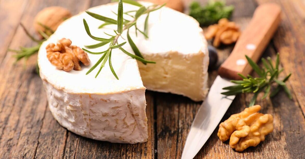 The Top 5 Most Popular Cheese Brands In France