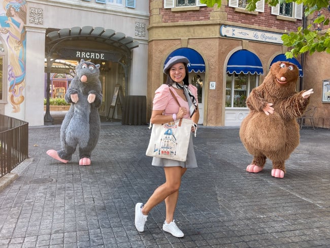 tina-with-remy-and-emile_expanded-france-pavilion-at-epcot-remys-rataouille-adventure-la-creperie-de-paris_chiu