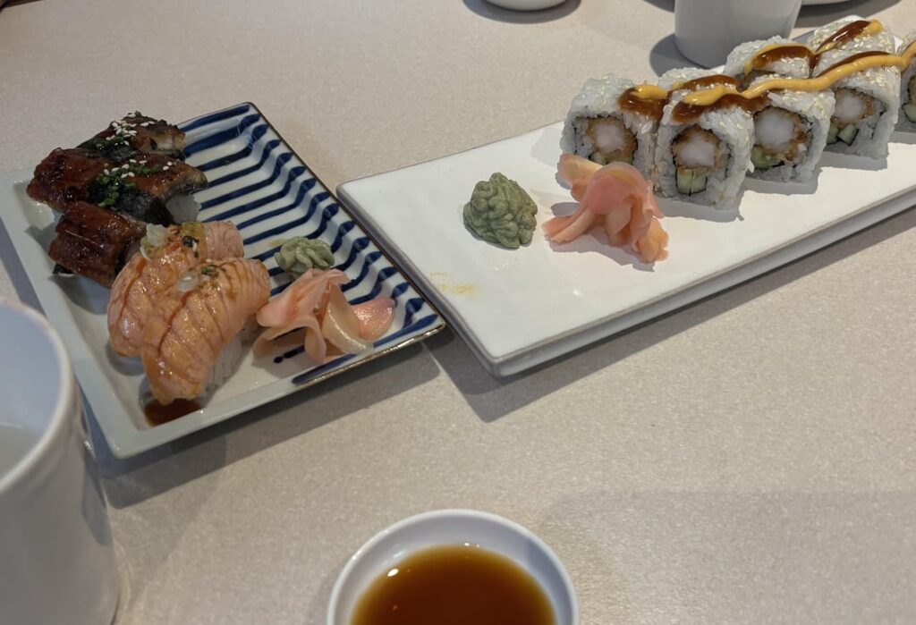 Sushi can cure my bad days fr