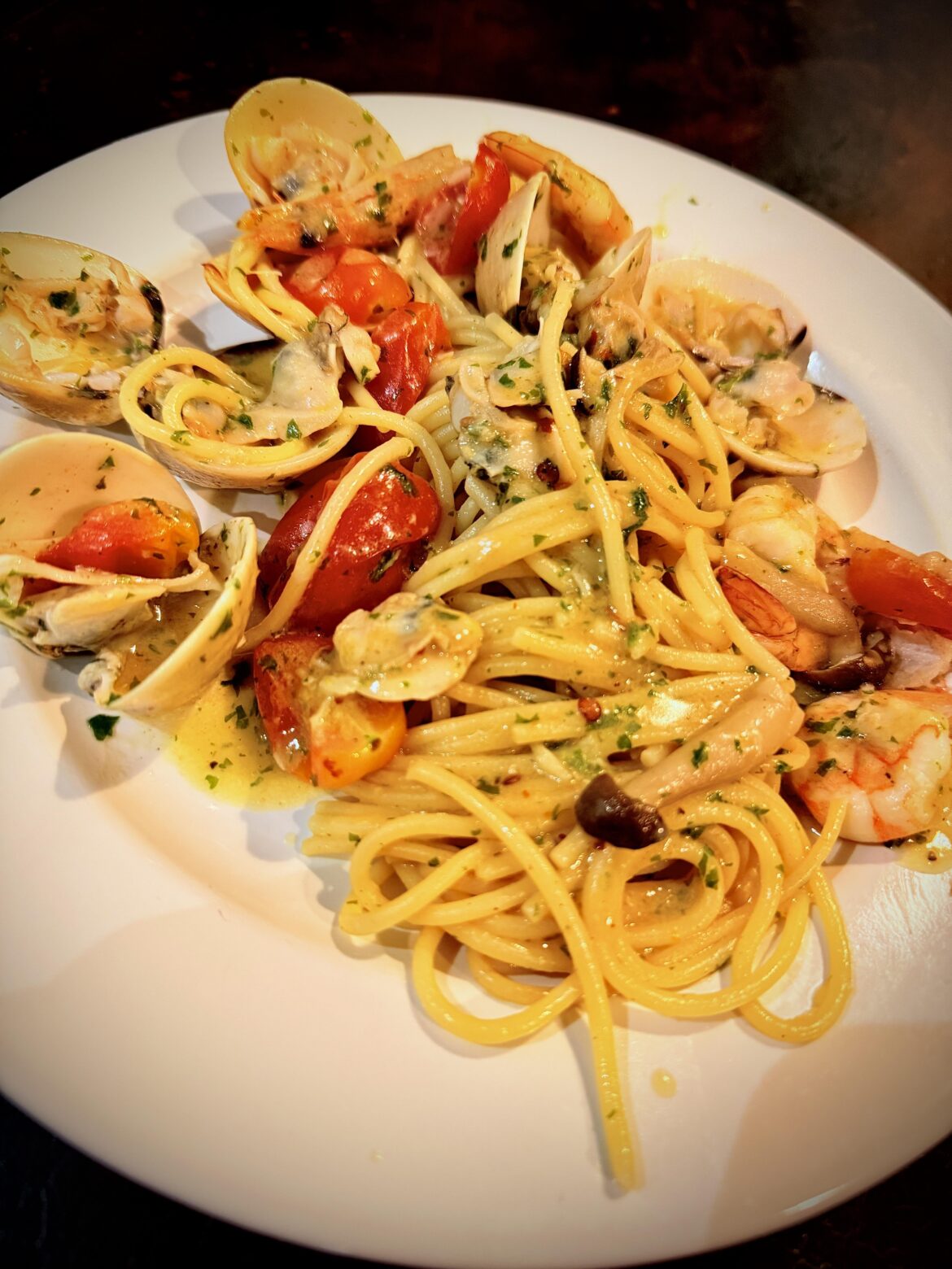 Clams and a bit of prawn = best aglio oglio ever