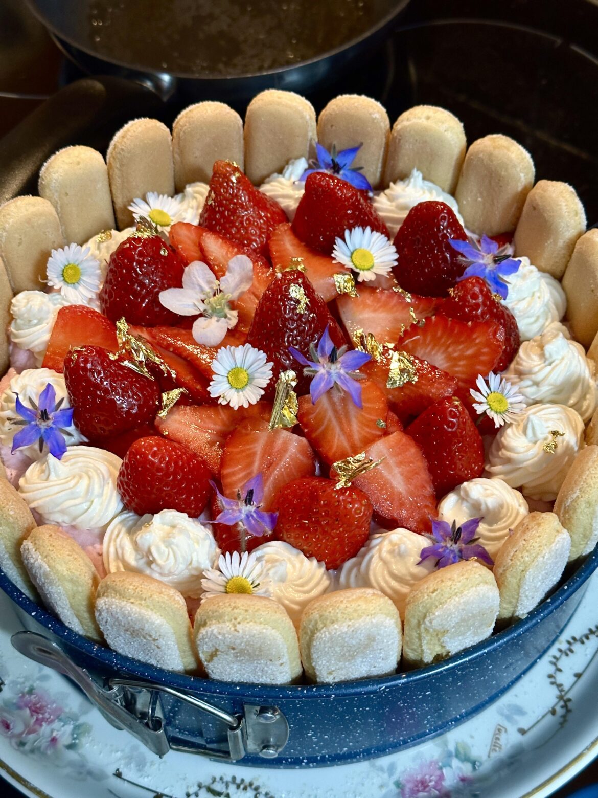 Charlotte aux fraises