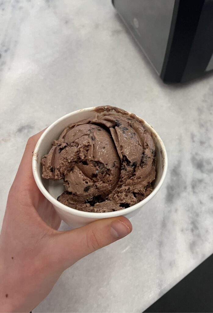 calories in dirt ice cream?