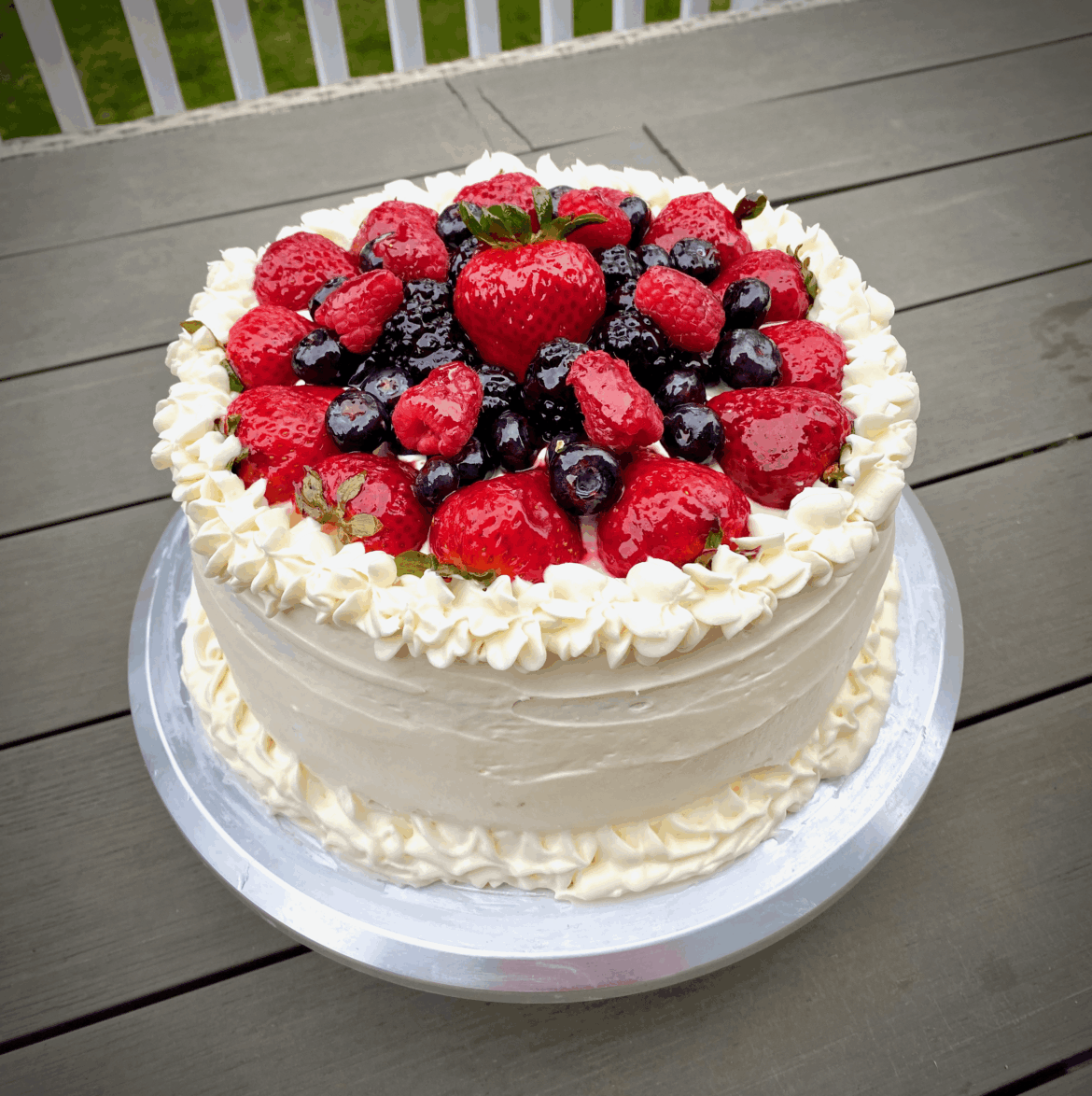[OC] Chantilly Cake with Fresh Berries