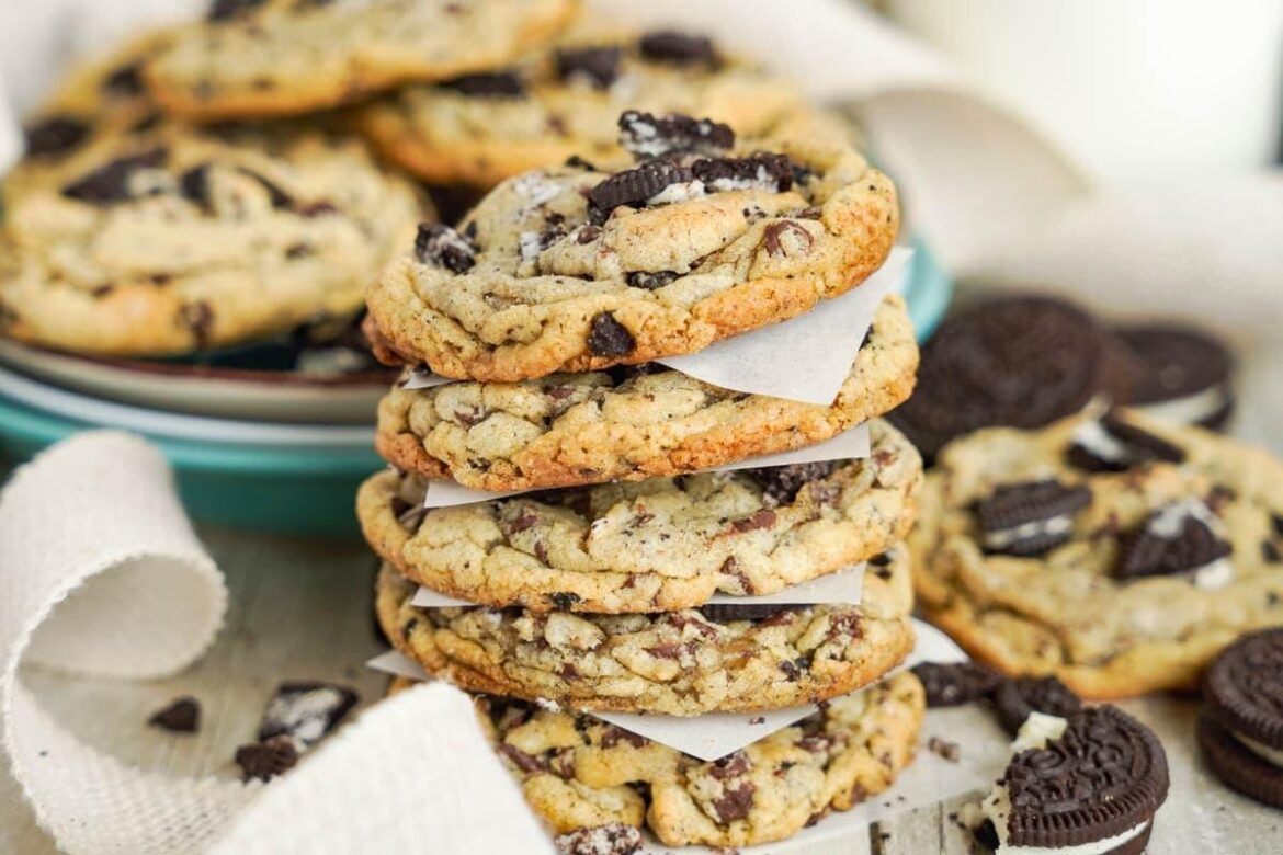 Easy Oreos Chocolate Chip Chewy Cookies
